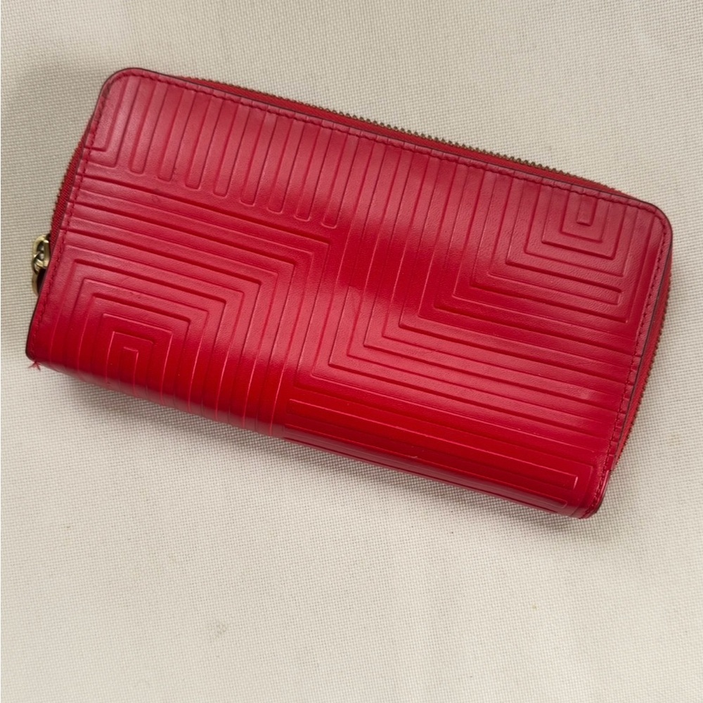 Kate Spade Red Embossed saturday wallet